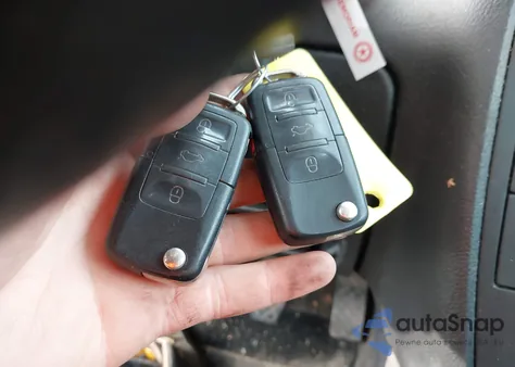 2003 Volkswagen Passat Gl z USA, uszkodzony, nr VIN WVWMD63B93P444169